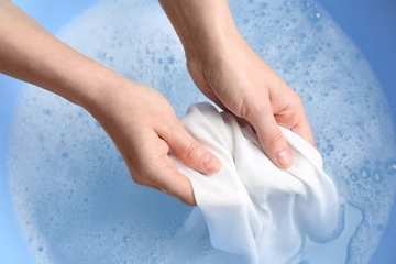 Aplicaciones del gluconato de sodio en la industria textil
